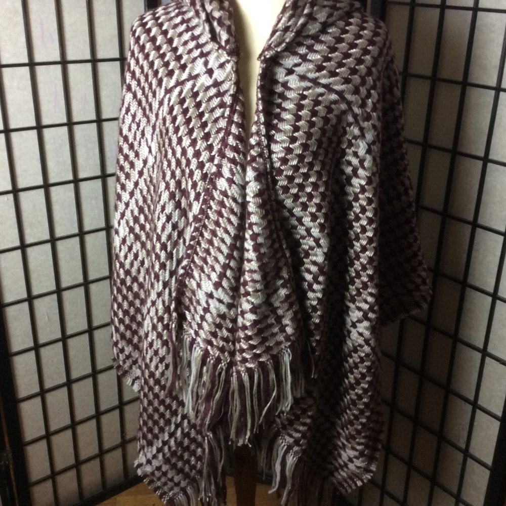 Simply Noelle Hooded Burgundy & Tan Wrap!